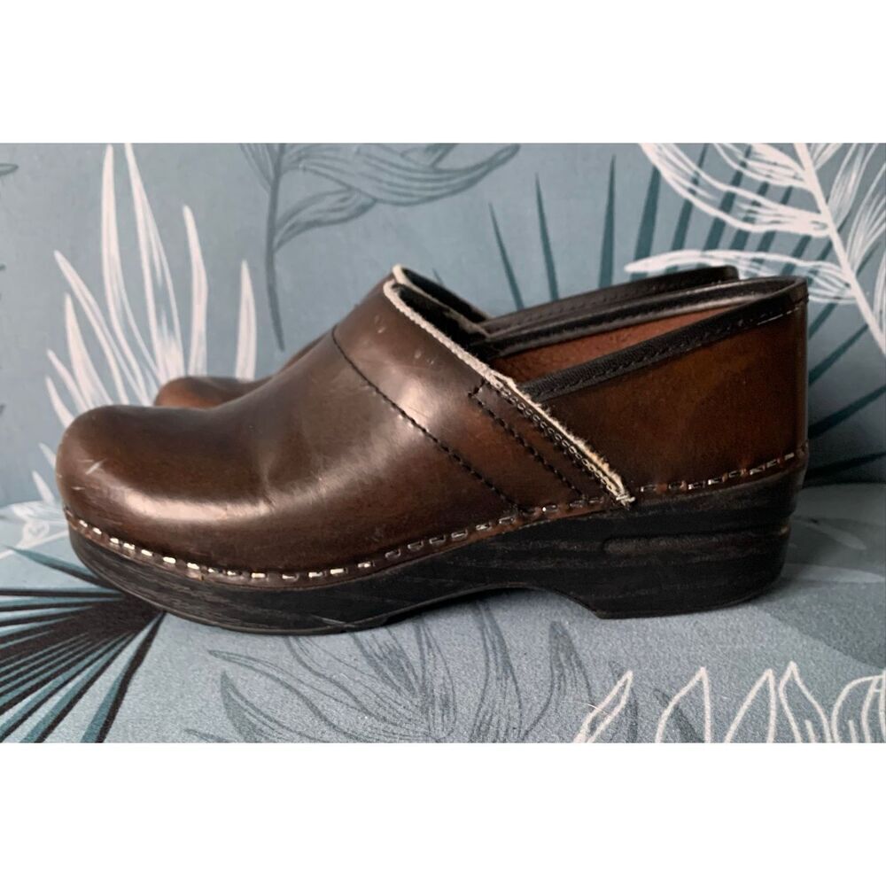 DANSKO Professional BROWN leather COMFORT CLOGS SHOES sz 37 7